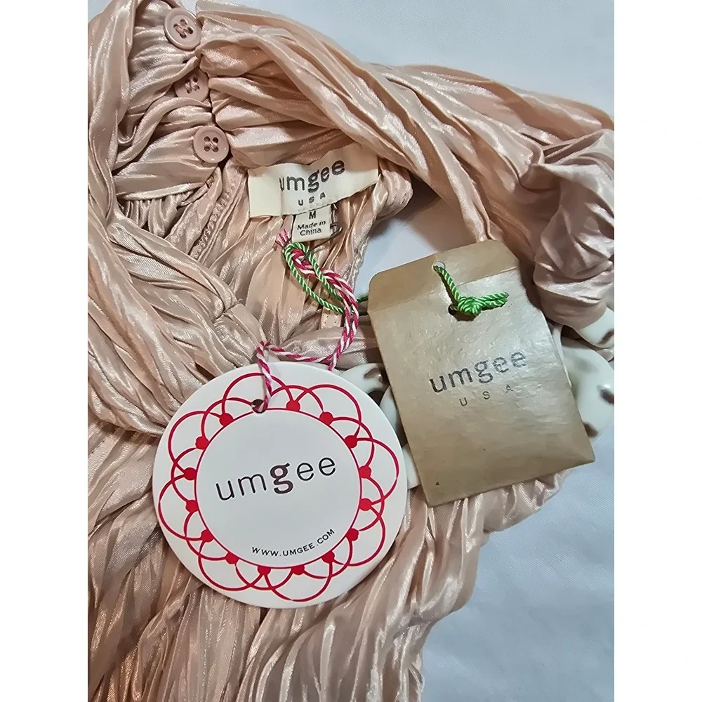 Umgee Champagne Pink Crinkle Pleat Halter Top Chain Neck A0916 Size M NEW‎